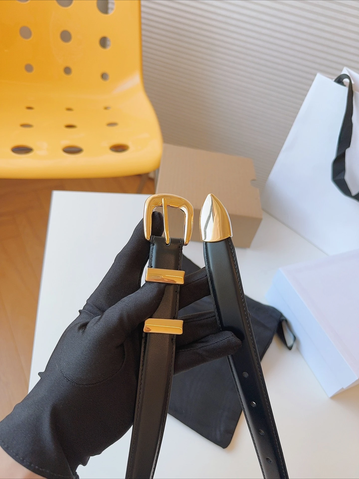 Luxury Slim Leather Belt-100% First Layer Cowhide Simple Buckle Formal Pants and Jeans Must-have High-end Holiday Gift for Women