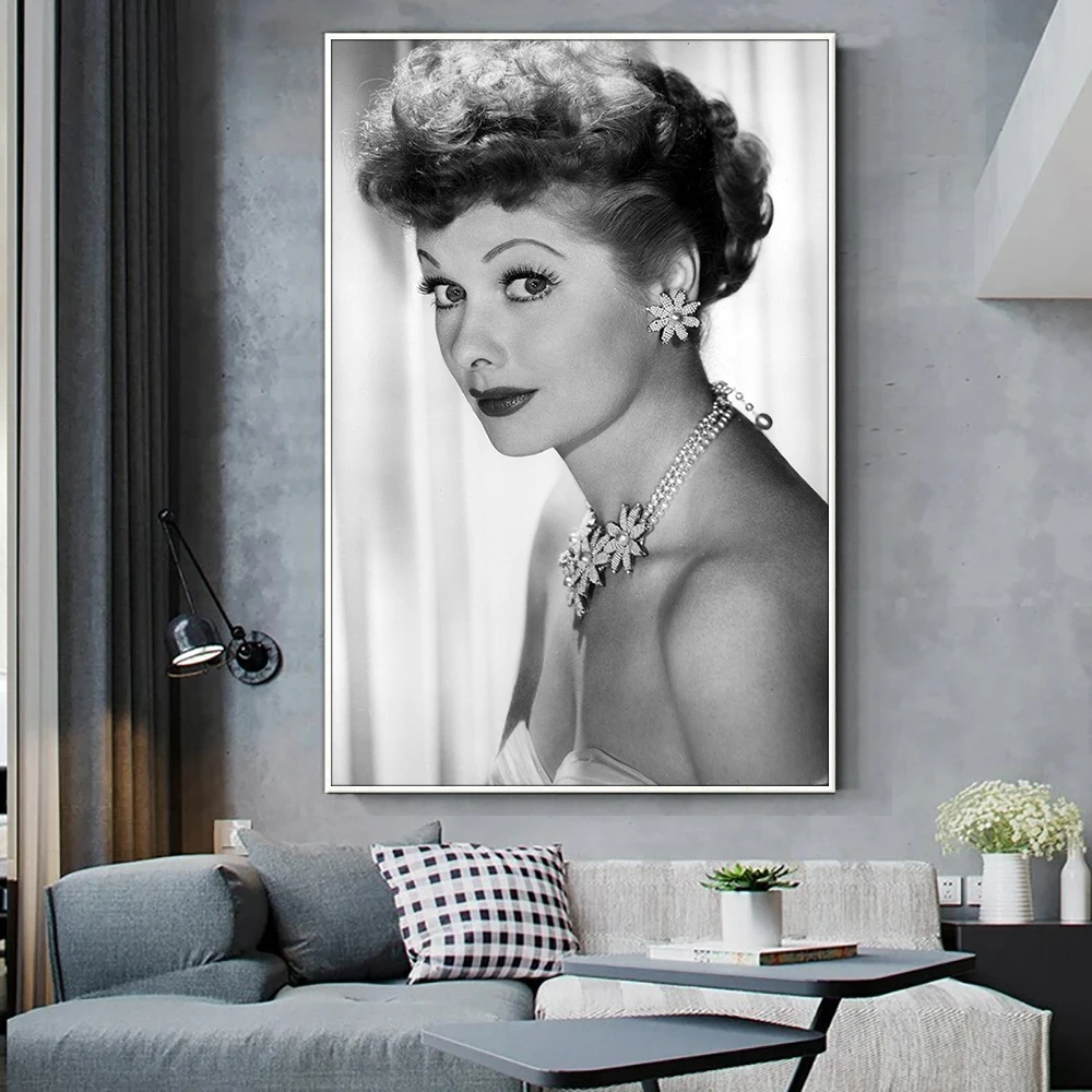 Canvas Paintings Lucille Désirée Ball Posters Black and White Wall Art Prints Picture for Bedroom Home Decor No Frame