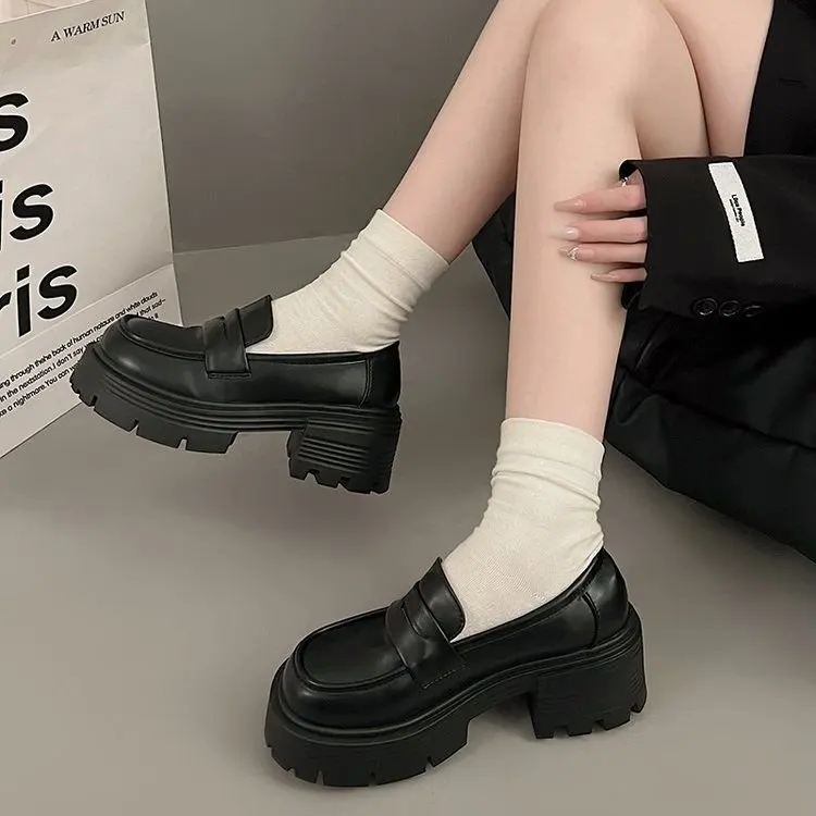Solada Mocassin femme avec plateforme: en vente à 39.99€ sur
