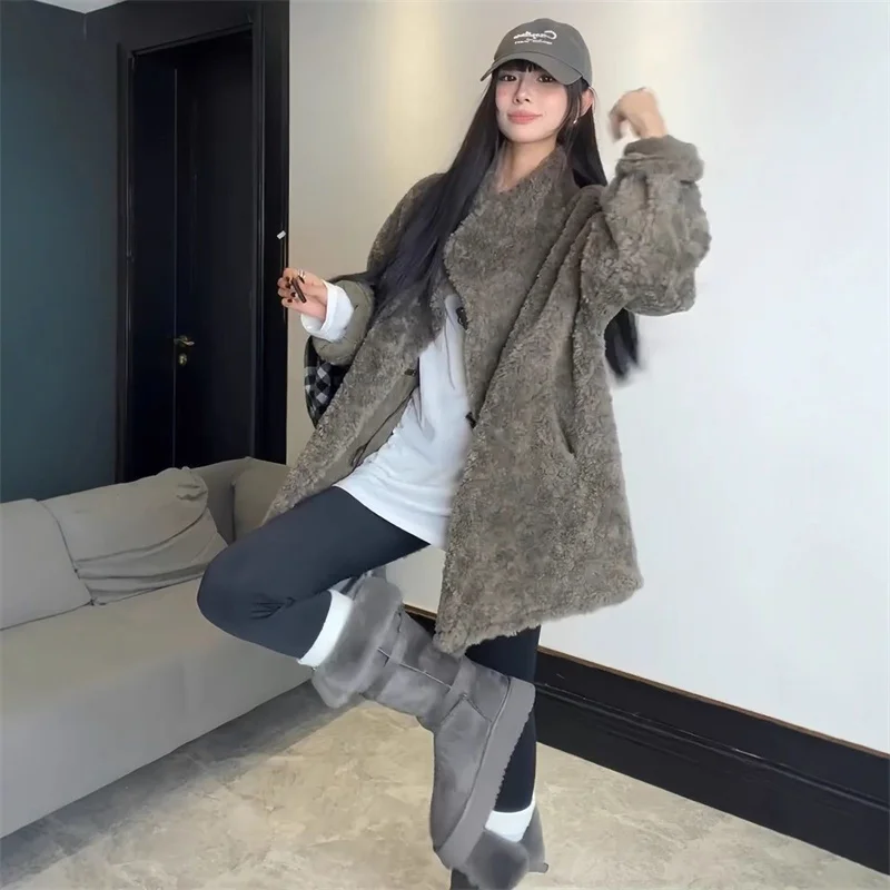 Winter Jacket Long Medium-Sized Jackets Women Fashion Overcoat Loose Suede-Like Lambswool Fur Coat One Horn Buckle Furry Coats