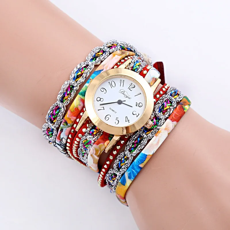 Women Colorful Rhinestone Bracelet Watch Ladies Quartz Watch New Fashion Rivet Circle Women Wrist Watches for Men Women