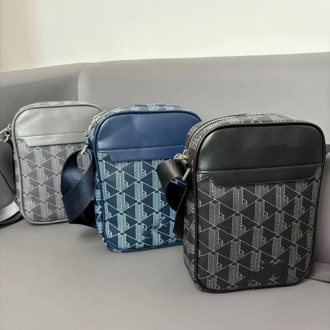 

2025 new men's bag vertical small shoulder bag business casual single shoulder crossbody bag