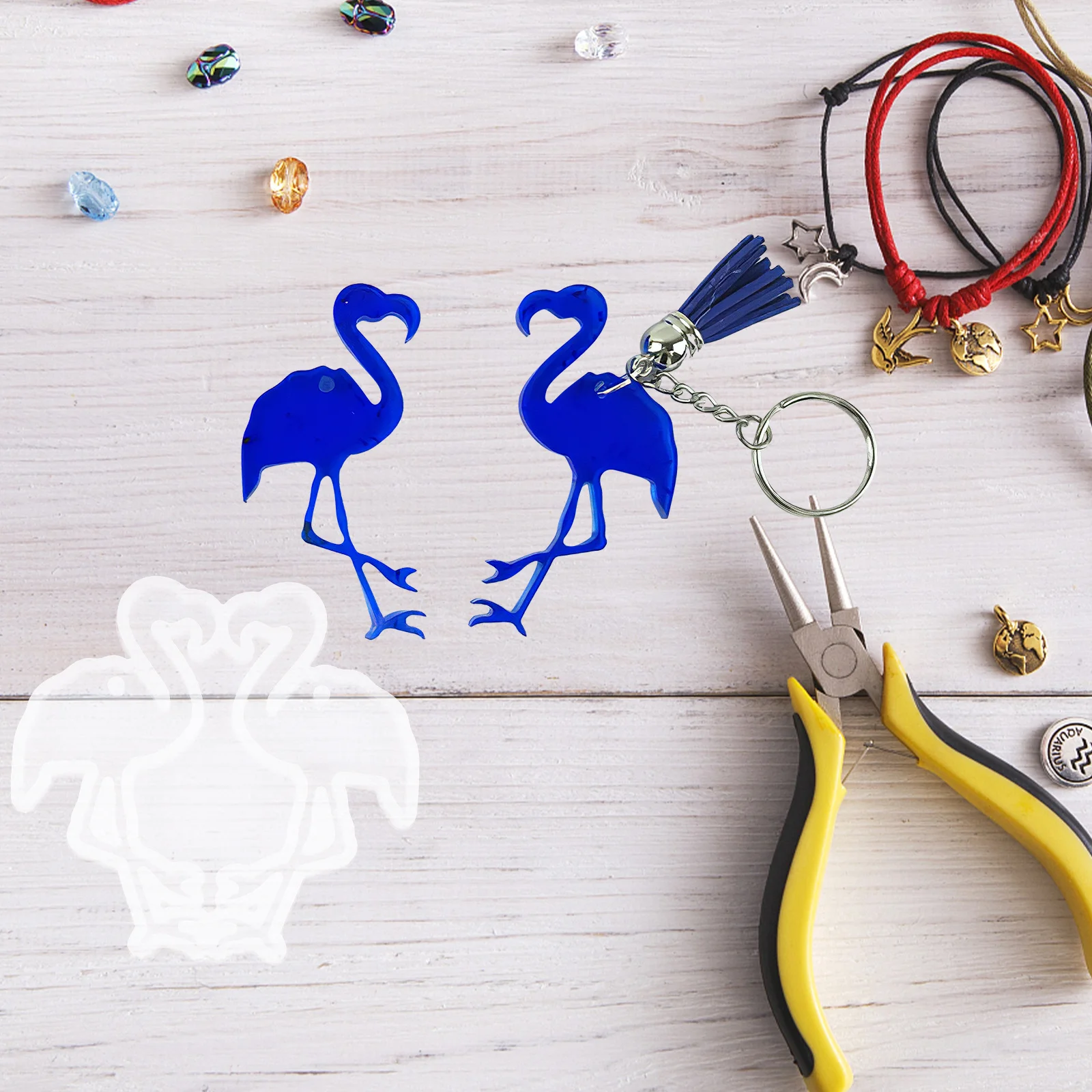 

DIY Flamingo Pendant Silicone Mold Epoxy Resin Casting Tool Safe Material Smooth Interior Add Sequins Dried Flowers