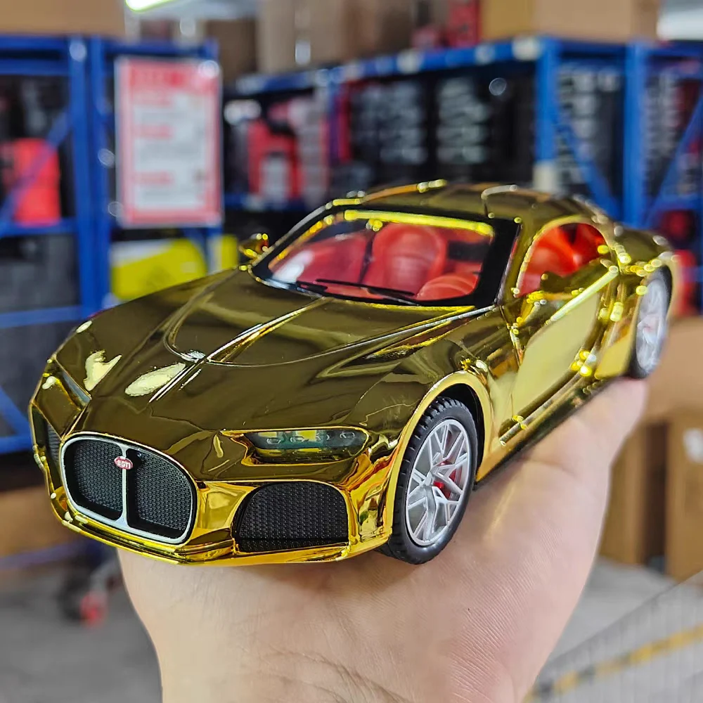รถของเล่นบูกัตติแอตแลนติกอัลลอยด์ 1:24 รุ่นหล่อขึ้นรูป ยางยาง 3 ประตูเปิดได้ ซุปเปอร์คาร์ พร้อมระบบดึงหลัง ของตกแต่ง