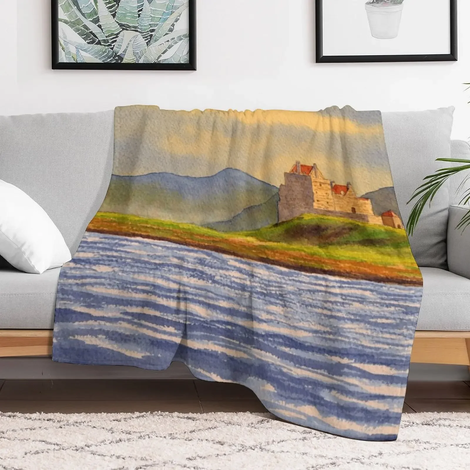 Duart Castle Isle Of Mull Scotland Throw Blanket Single Thermals For Travel Blankets For Bed Blankets