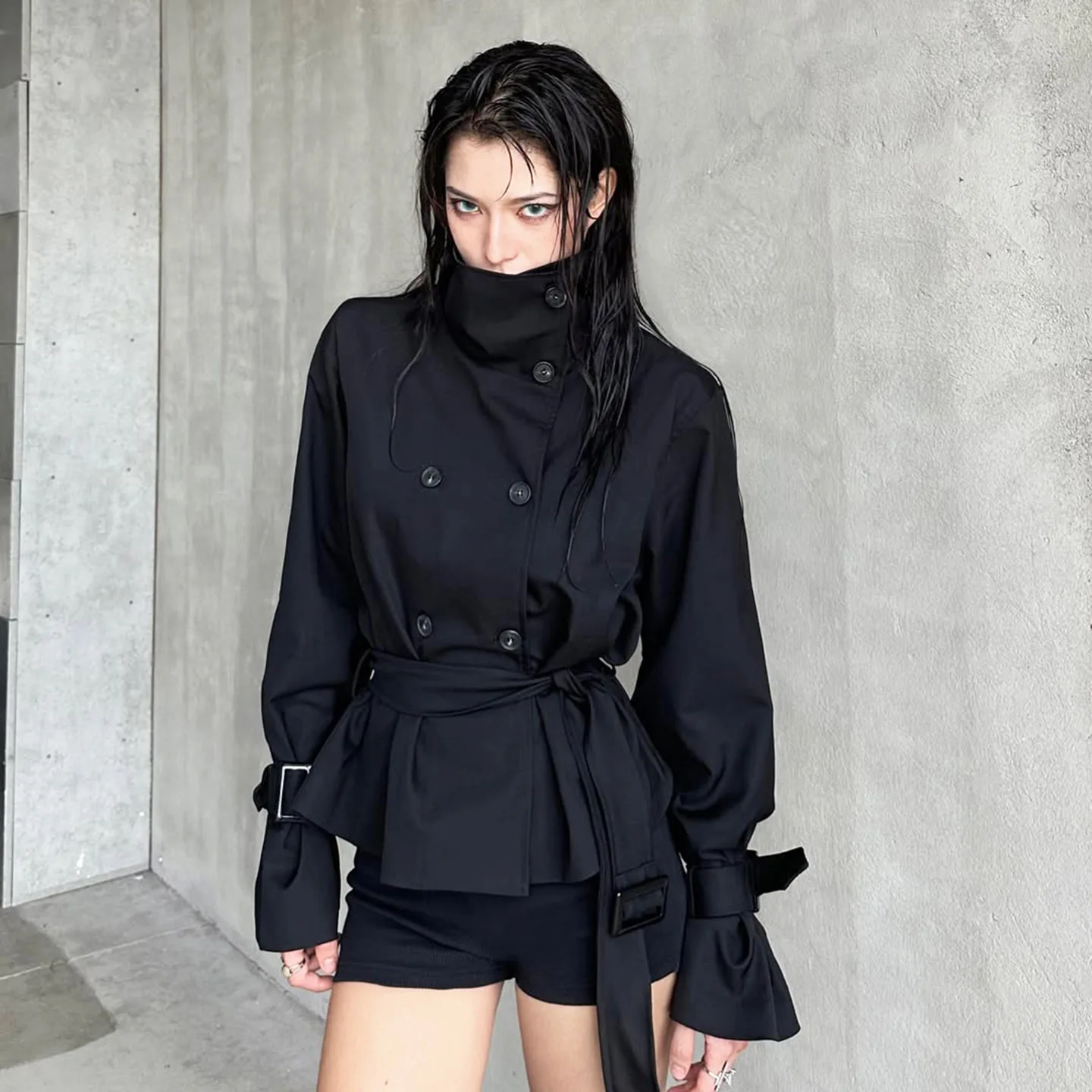 

Women's Windbreaker 2025 Autumn Short Trench Jacket Street Trench Coat Belted Waist Niche Design Button Stand Collar Outerwear