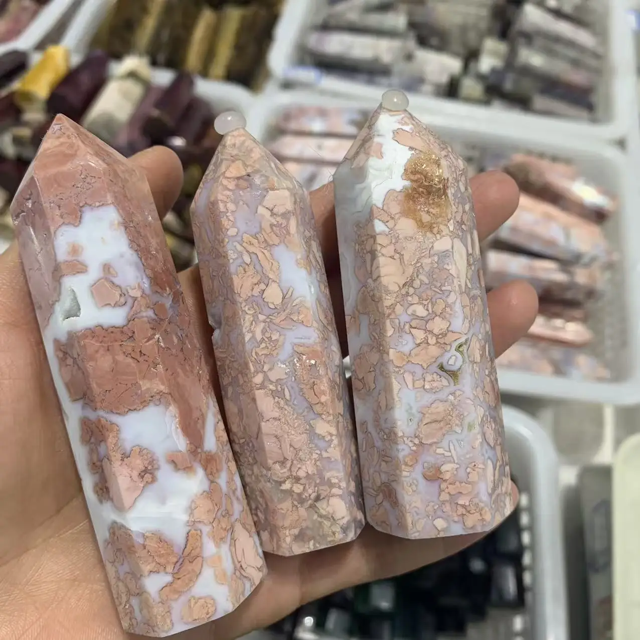 

Natural Pink Agate Crystal Quartz Energy Tower, For Spiritual Healing, Home Decoration, Demagnetization Meditation, Divination