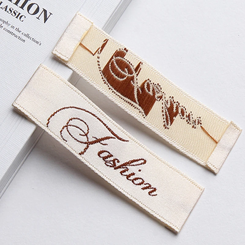 

Personalized Brand Labels Custom Sewing Label, Colored Handmade Fabric, Auxiliary Materials, Sewing Label, Embroidered