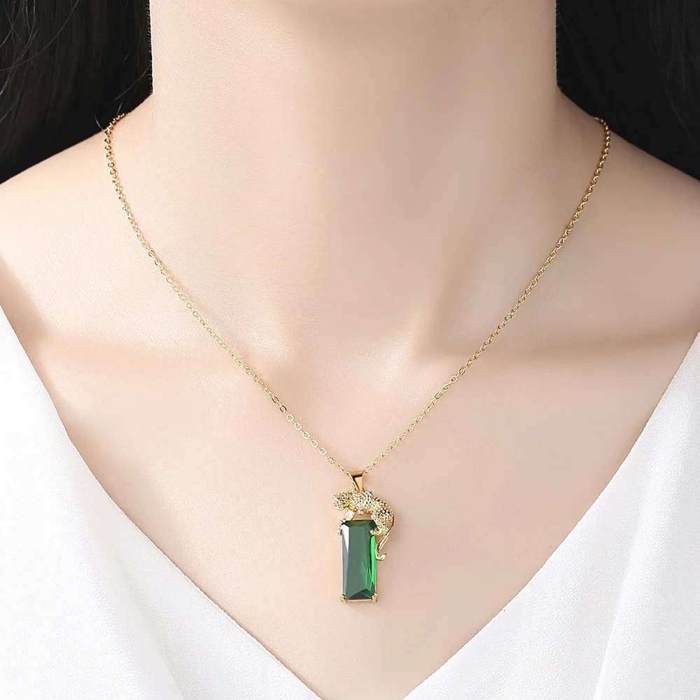 Gold Thin Cable Chain Necklace with Rectangular Emerald Green Crystal Pendant, Micro Paved Rhinestone Leopard Charm Winding on Gemstone, Luxury Vintage Statement Collarbone Jewelry for Women