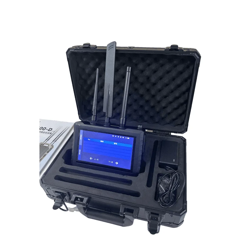 

Полночастотное портативное устройство обнаружения дрона с переговорным изображением FPV в реальном времени