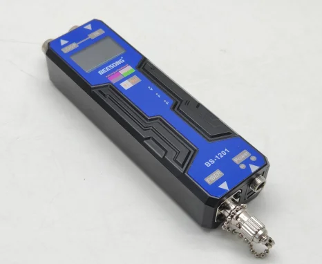 1 forward 12G SDI video in with loop out  , Features a built-in LCD screen  ST fiber 10km  Fiber Optic Converter extender