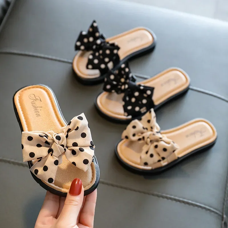 2024 New Bow Flats Open Toe Slide Sandals infradito antiscivolo pantofole da casa per bambini bambini ragazze estate Cute pantofole da spiaggia