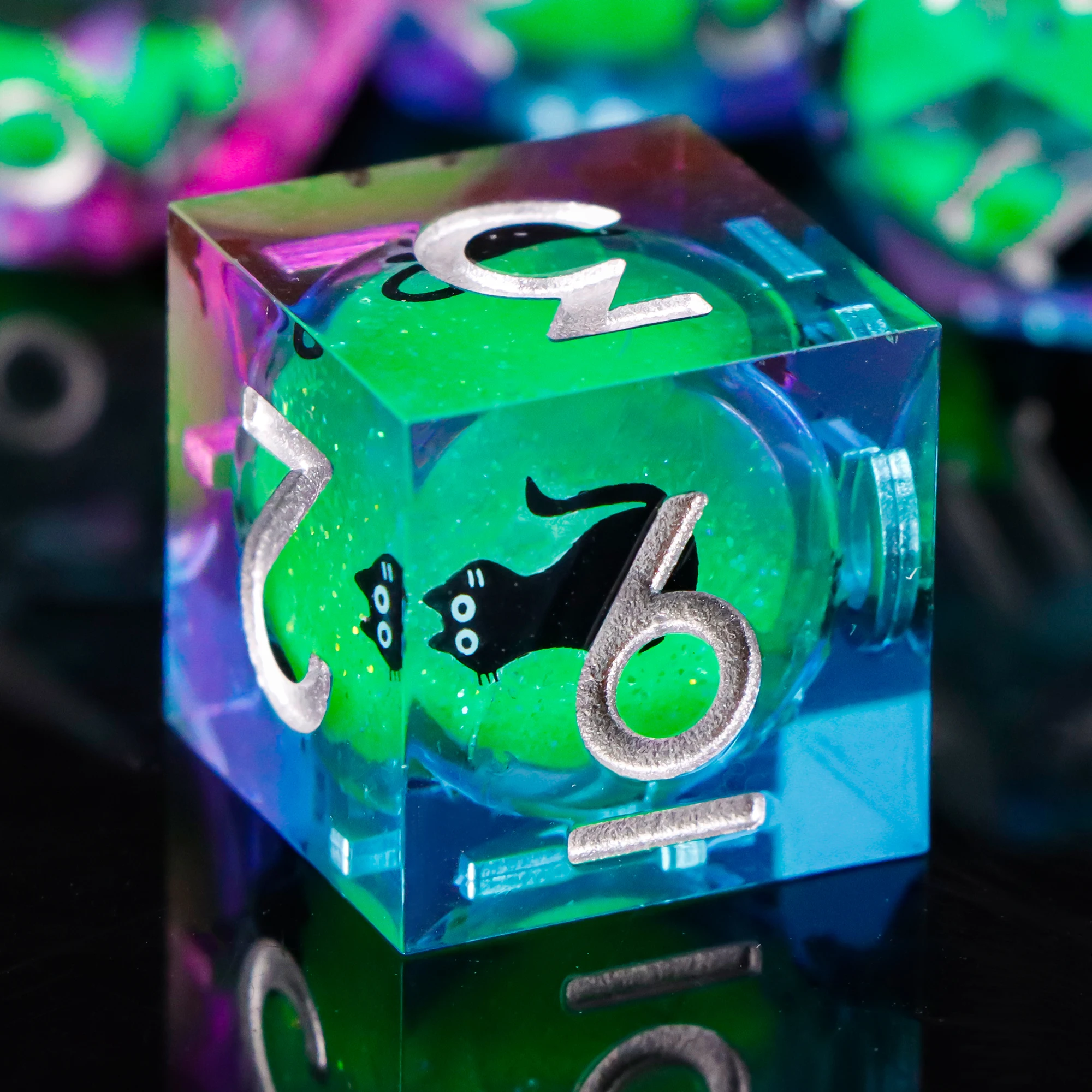 

Набор костей с жидким сердечником для кошек для Dungeons and Dragons Sharp Edge Dice Resin d&d dice Galaxy Dice set d and d dice gift for him