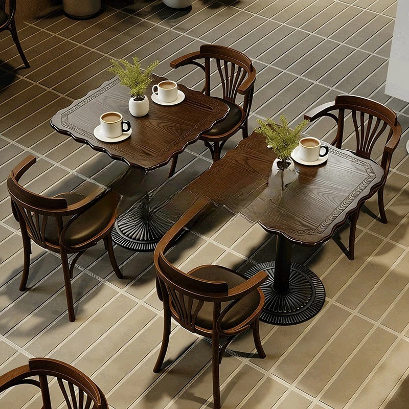 Coffee shop tables and chairs are solid wood, American vintage style commercial tea restaurant, square tables, all solid wood de