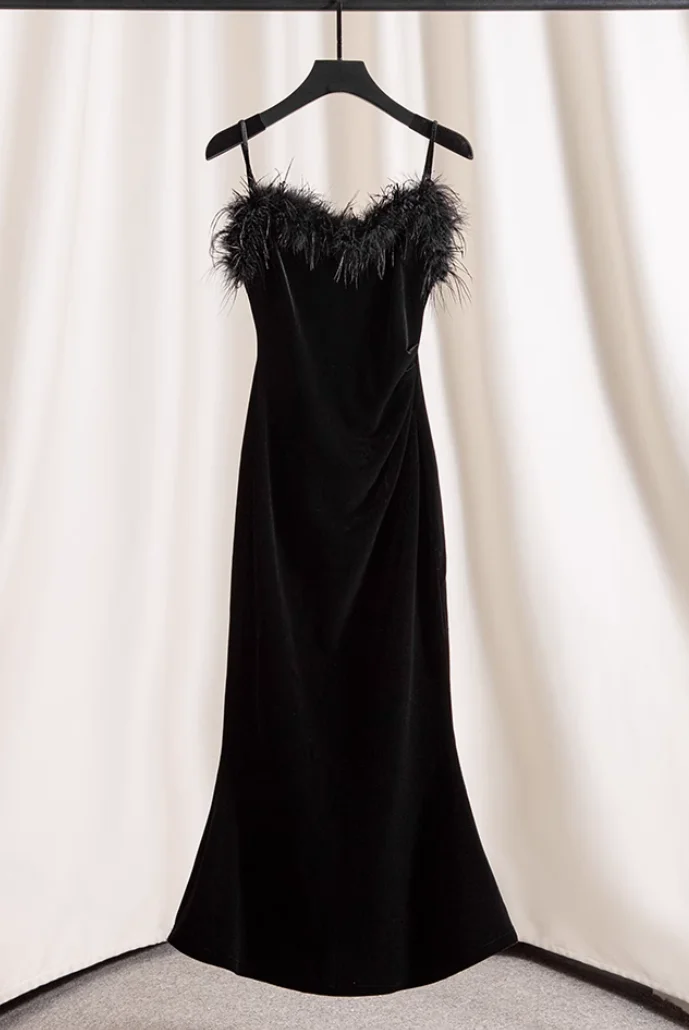 

Feather Black Velvet Strapless Dress, Autumn Style, Petite, Slimming, Waist-cinching, Fishtail Dress, Long Dress for Women