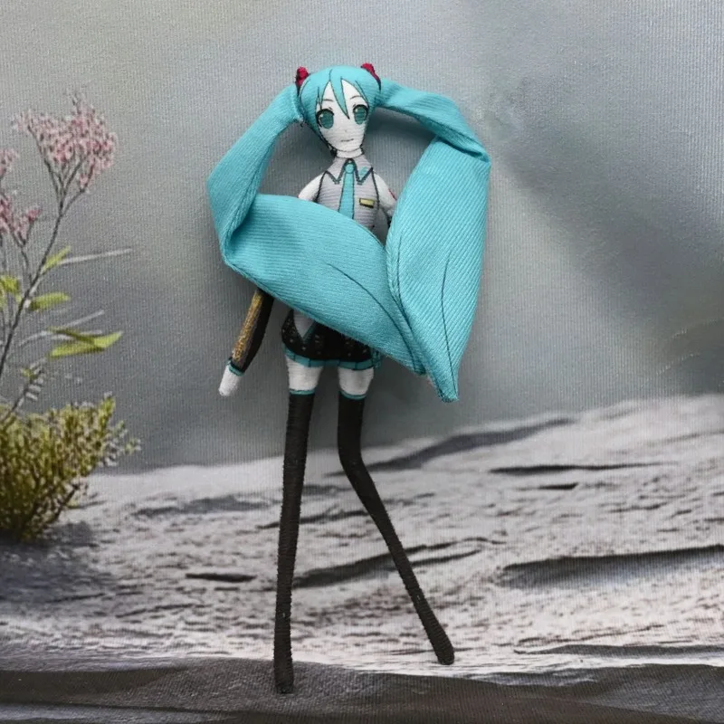 오리지널 하츠네 미쿠 활동적인 스타일링을 위한 개인화되고 창의적인 손과 발 와이어 해골이 있는 귀여운 울트라 파인 인형