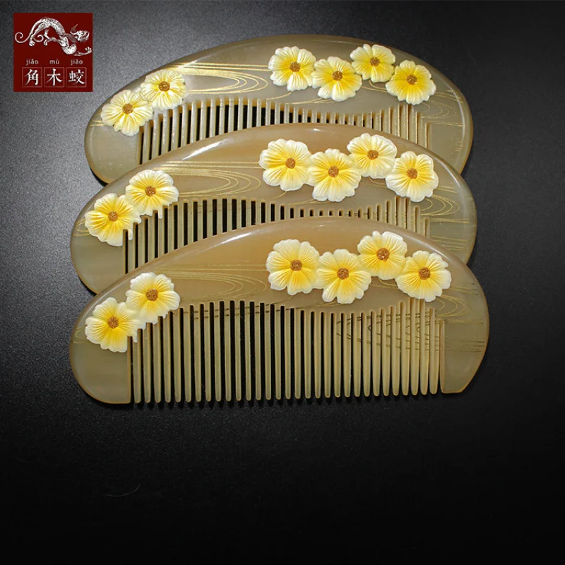 Handmade hand-painted lacquer art comb made from hornwood and sheep's horn, gift comb, handcrafted