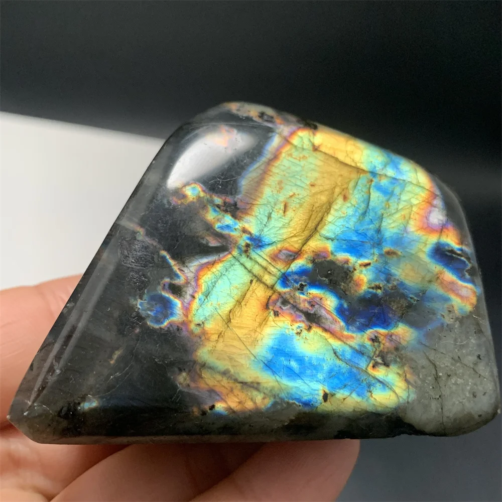 

Bright Natural Ocean Scenery Yellow Green Blue Light Labradorite Ornaments Standing Orange Purple Light Labrador Specimens