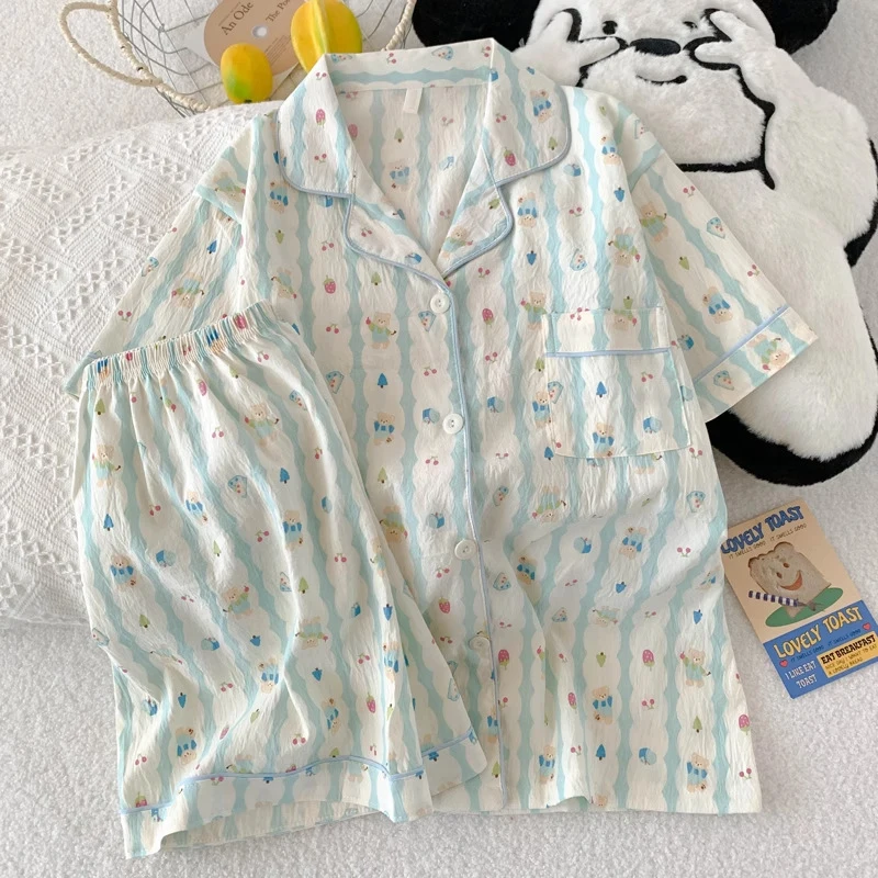 2Summer short-sleeve pajama set for women, comfortable and trendy, shorts suitable for wearing outside, home wear s