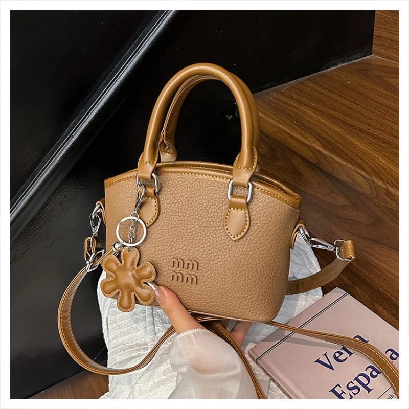 

Stylish Leather Women's Crossbody Bag Handbag Shoulder Messenger Tote for Ladies by Famous Designer Luxury Brand Fashionable