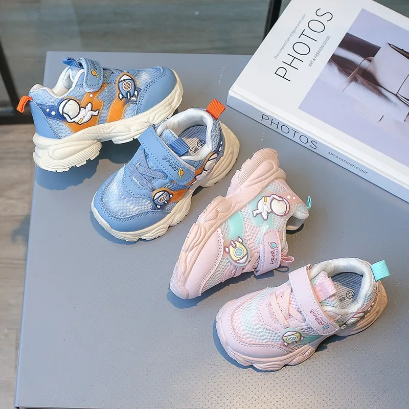 

New Spring Children's Sports Shoes, Soft Sole, Non-slip Mesh Breathable, Fashionable Outdoor Sneakers Boys Girls Casual Kids