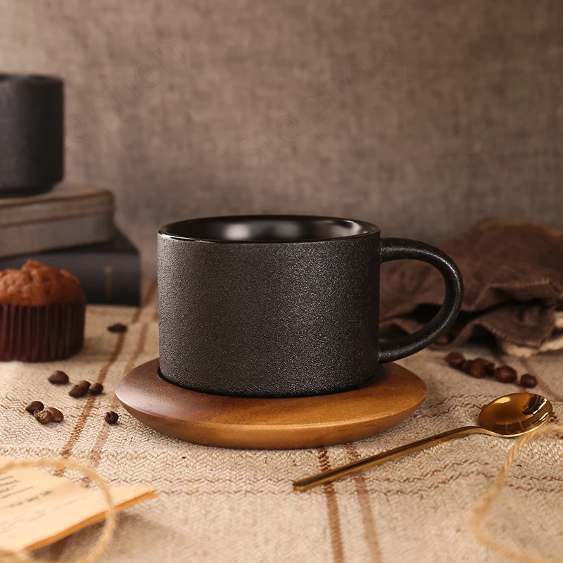 European Style Black Frosted Ceramic Coffee Cup with Wood Tray Cafe Restaurant Black Mugs Spoon Gold Decal Couple Cups Drinking