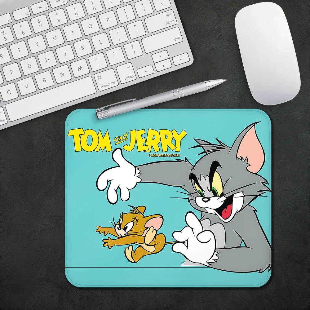 T-tom and J-Jerry cats mouse Gaming Mouse Pad XS Small Mousepad For PC Gamer Desktop Decoration Office Mouse Mat Deskmat Rug