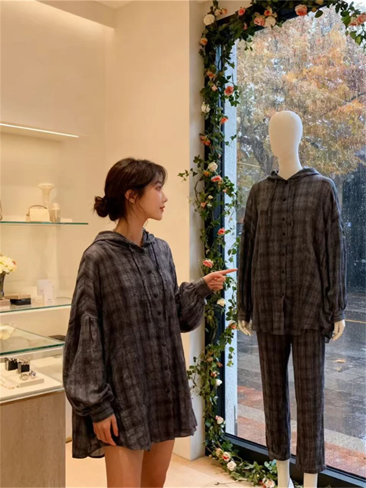 

Корейский дизайн, шляпа irt Hong Kong Sle Loose id, женский весенний новый свободный клетчатый топ, модная шляпа в этом году irt