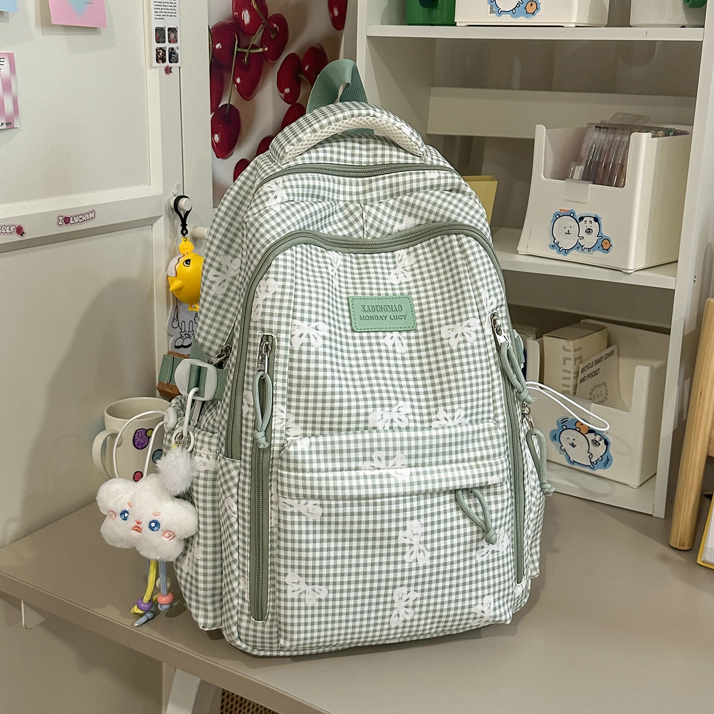 Neuer Damen-Rucksack mit Karom – Women Bags In Trend Bewertung und Preis