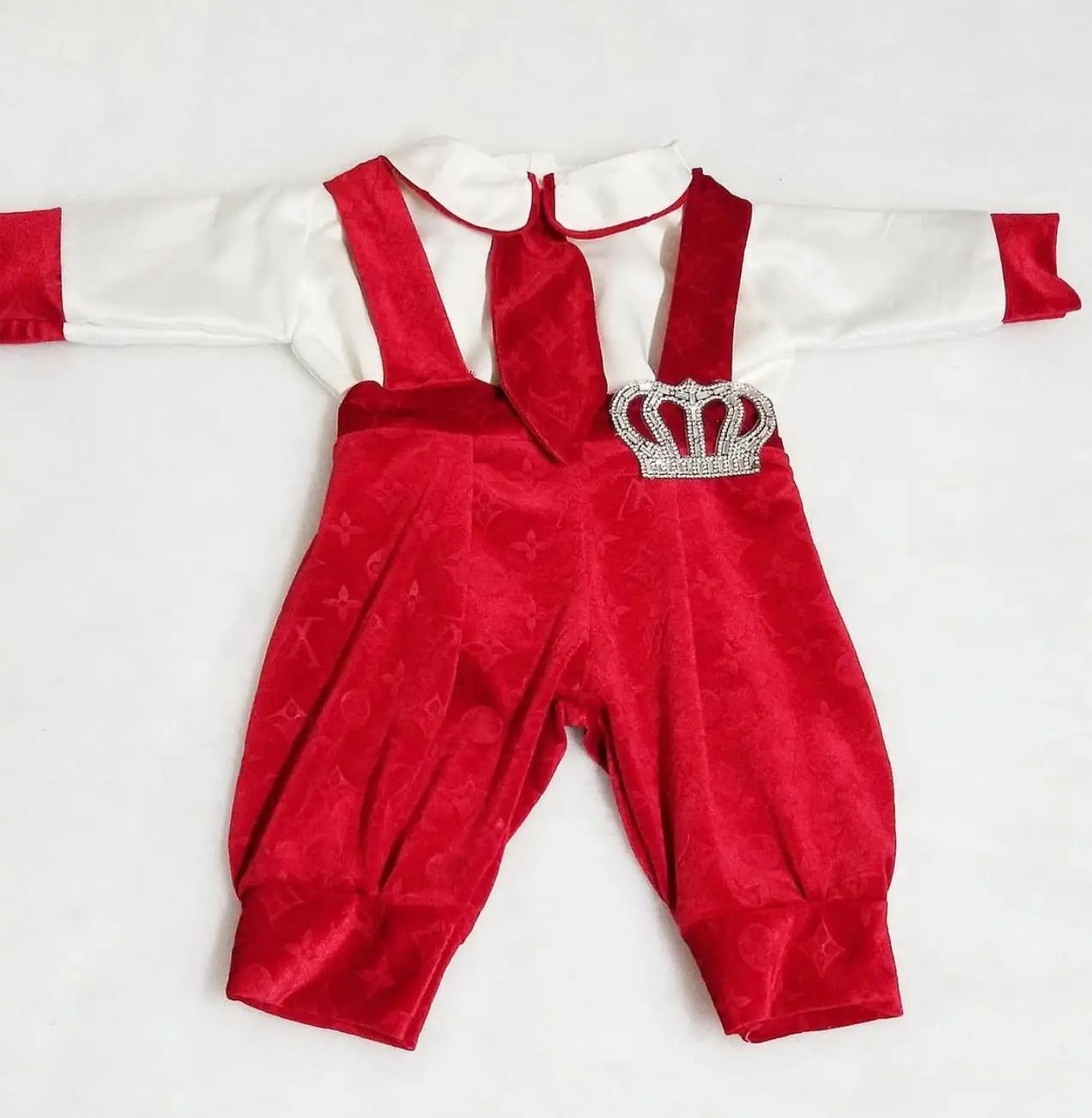 

Подарочный набор с короной и драгоценностями для новорожденных, комплект из 3 предметов с крыльями, 0-3 пижамы, шапка, варежки, одеяло, добро пожаловать, домашнее торжественное платье