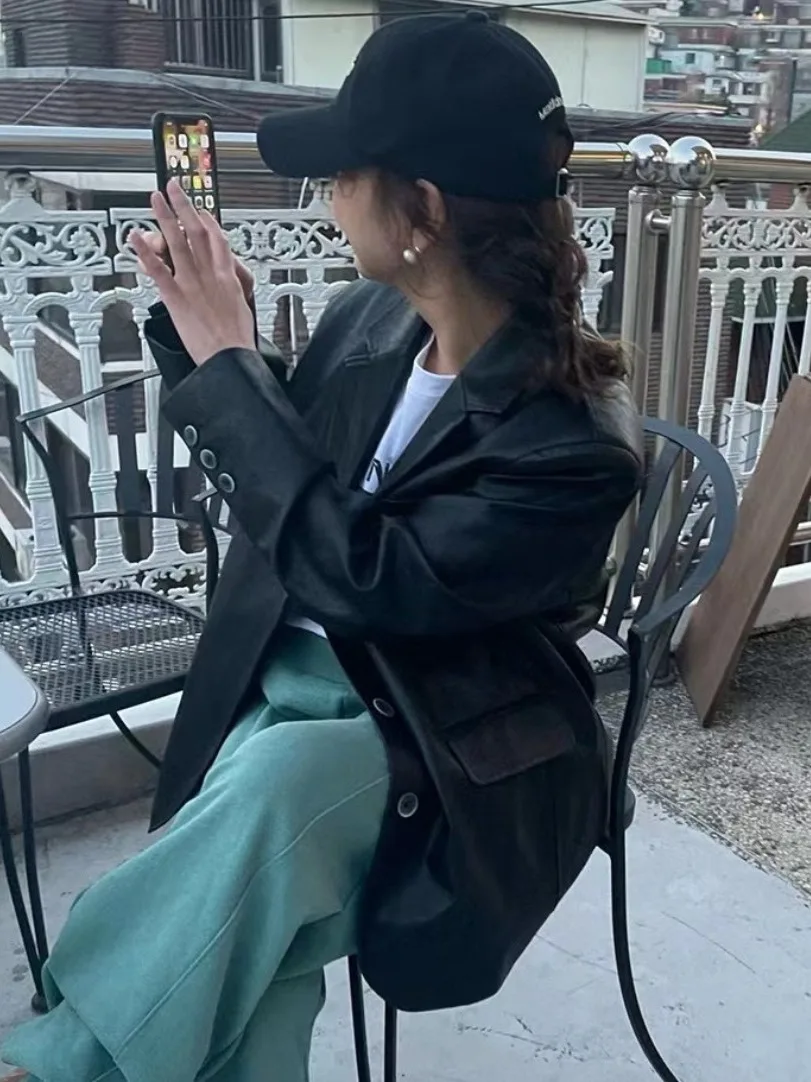 Hong Kong Sle Casual PU Pelle Jaet Donna Chic Abito neutro Colletto Bla Cappotto Trendy Lungo Sve Chiusura a bottone singolo