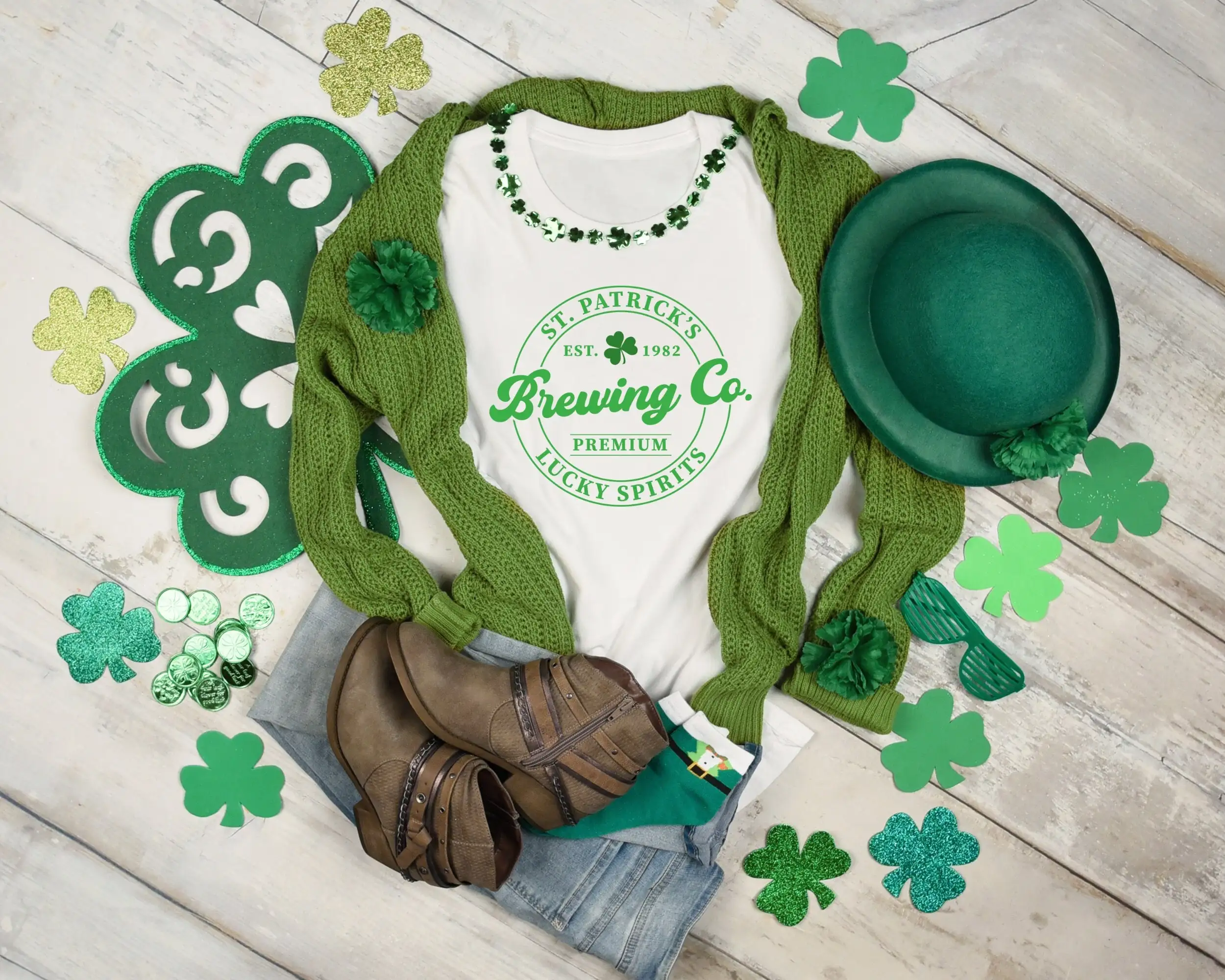 St Patricks Day Brewing Co T Shirt Lucky Irish Shamrock Four Leaf Clover Beer Lover