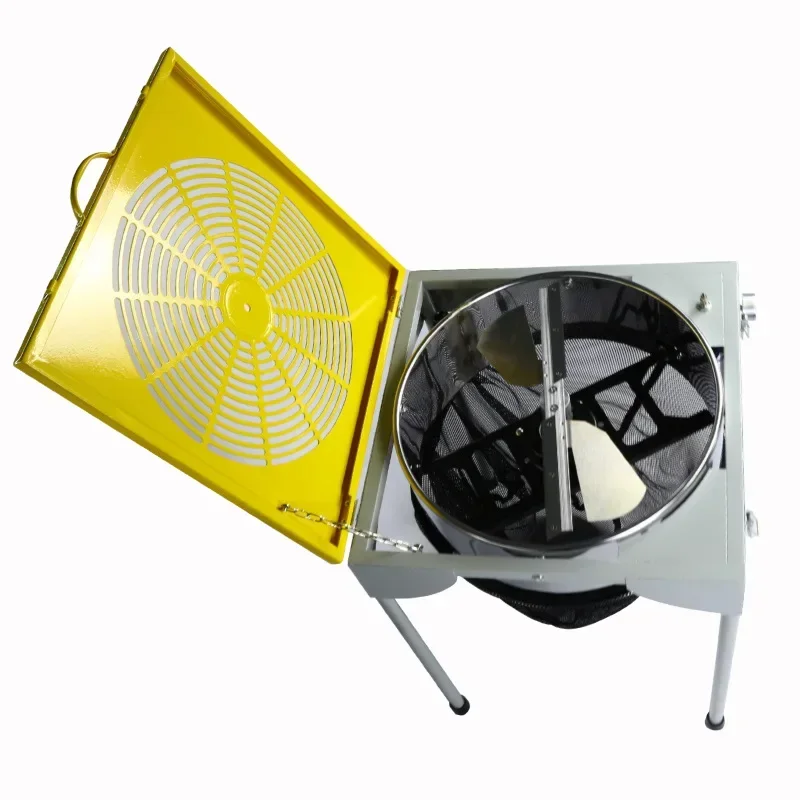 Elektrischer Rasenmäher mit geschlossener Deckel. Kleiner Rasenschneider. Laubschneider, Rasenmäher, Laubschneider