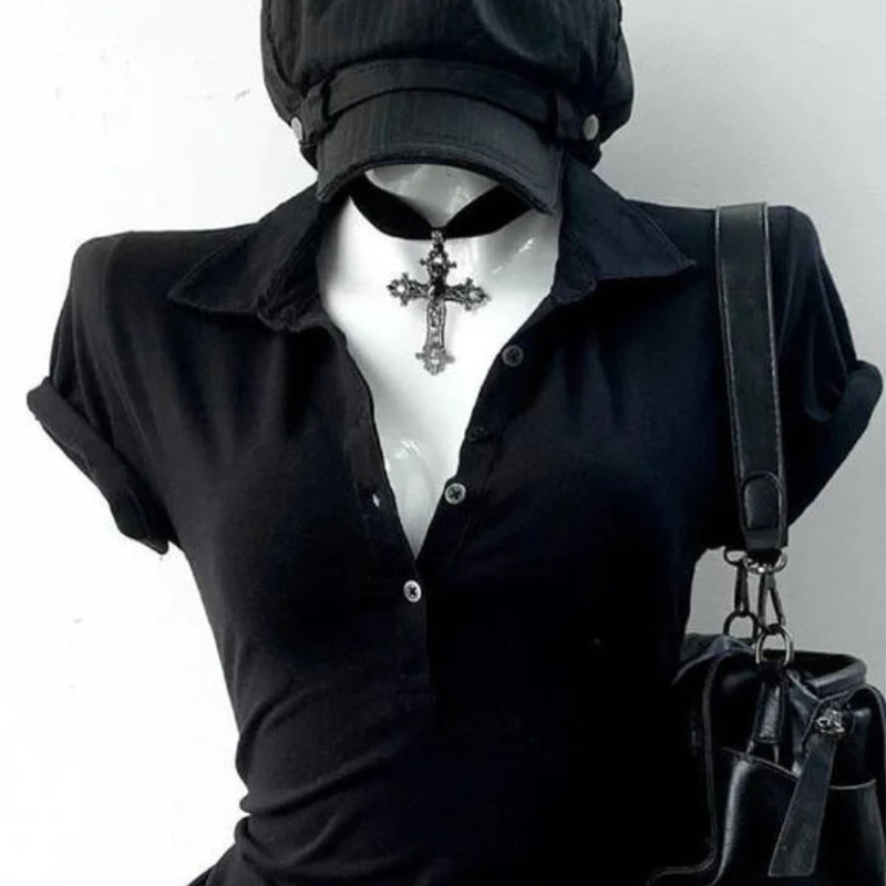 

Лето 2025 г., новинка, элегантный темпераментный дизайн, рубашка-поло, женская футболка с короткими рукавами, тонкий модный топ ﻿