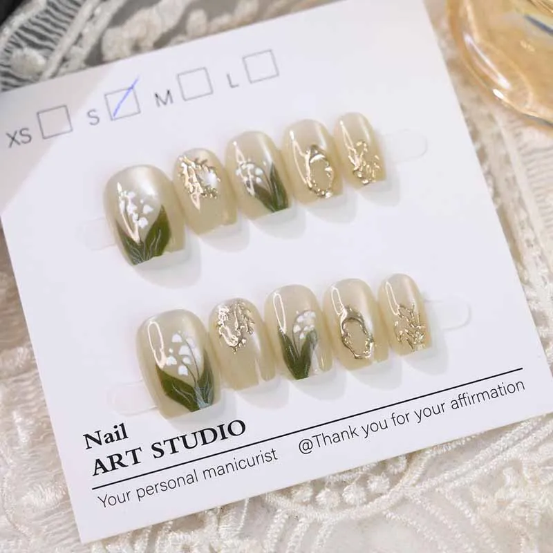 10 Pcs Ladies Handmade Cat Eye Press on Nails Gradient Ringflower Nail Patch Removable Girl Short Style Square Head Nail Tips