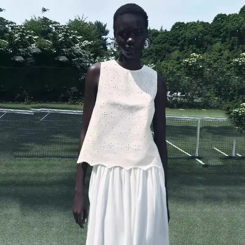 Summer 2024 Women's Casual Loose Floral Lace Embroidery Top New Arrival  irt Comfortable Breathable ort Sve Tee