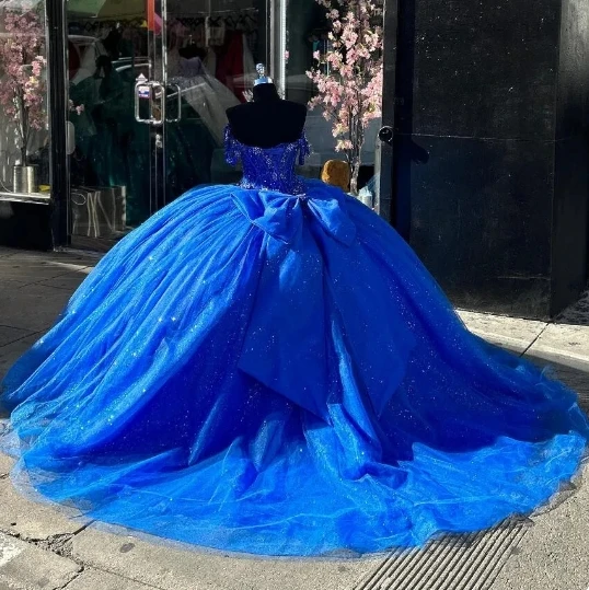 Gaun renda King Blue berkilau Quinceanera Charro Queen dengan pita besar korset pundak terbuka Prom vestido de 15 aduduk manis 16