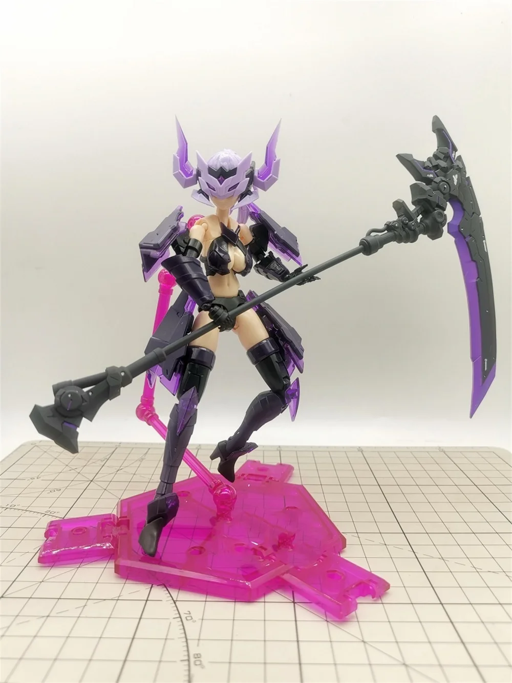 【ไม่มีตัวละคร】มีสินค้าในสต็อก 1/12 นักรบหญิง ชุดอุปกรณ์เสริมแปลงร่างแบบไม่ทาสี ขวานยักษ์ เหมาะสำหรับฟิกเกอร์แอคชั่นหญิงขนาด 6 นิ้ว ของเล่นโมเดล