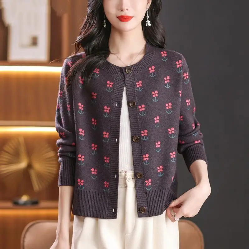 Women Floral Jacquard Knit Cardigan Crew Neck Long Sleeve Elegant Middle Aged Autumn Winter Knit Outerwear