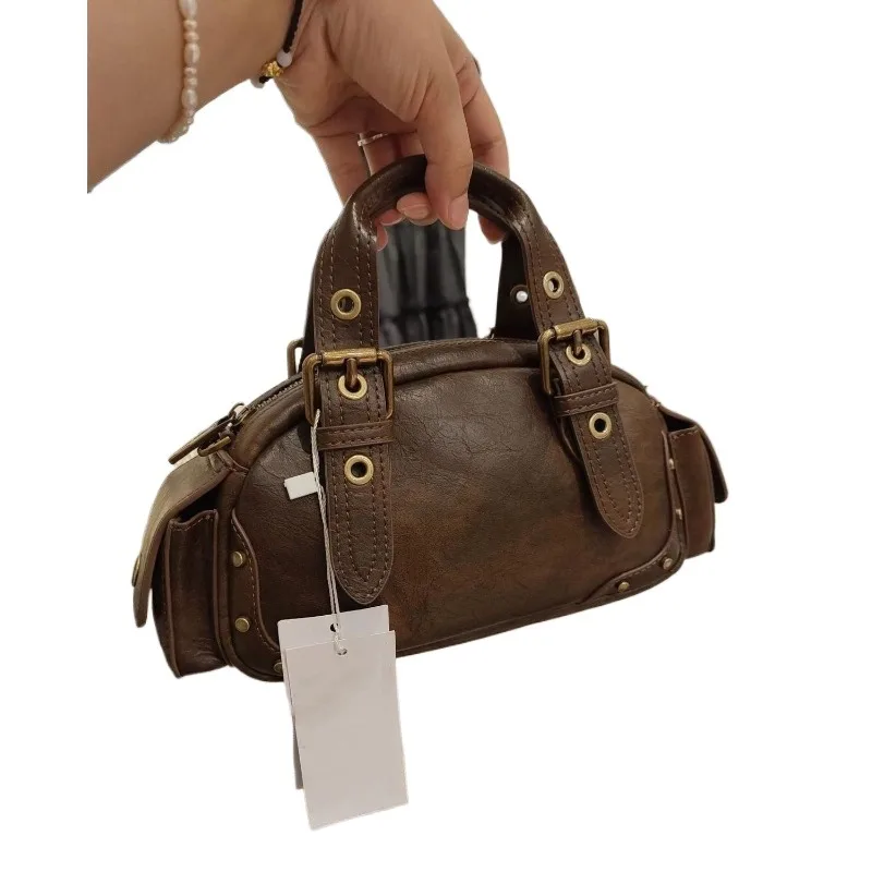 

Fall Handbags Retro Bowling Bag Women's 2026 New Niche High-end Sense Portable Spice Girl Locomotive Bag Shoulder Messenger Bag