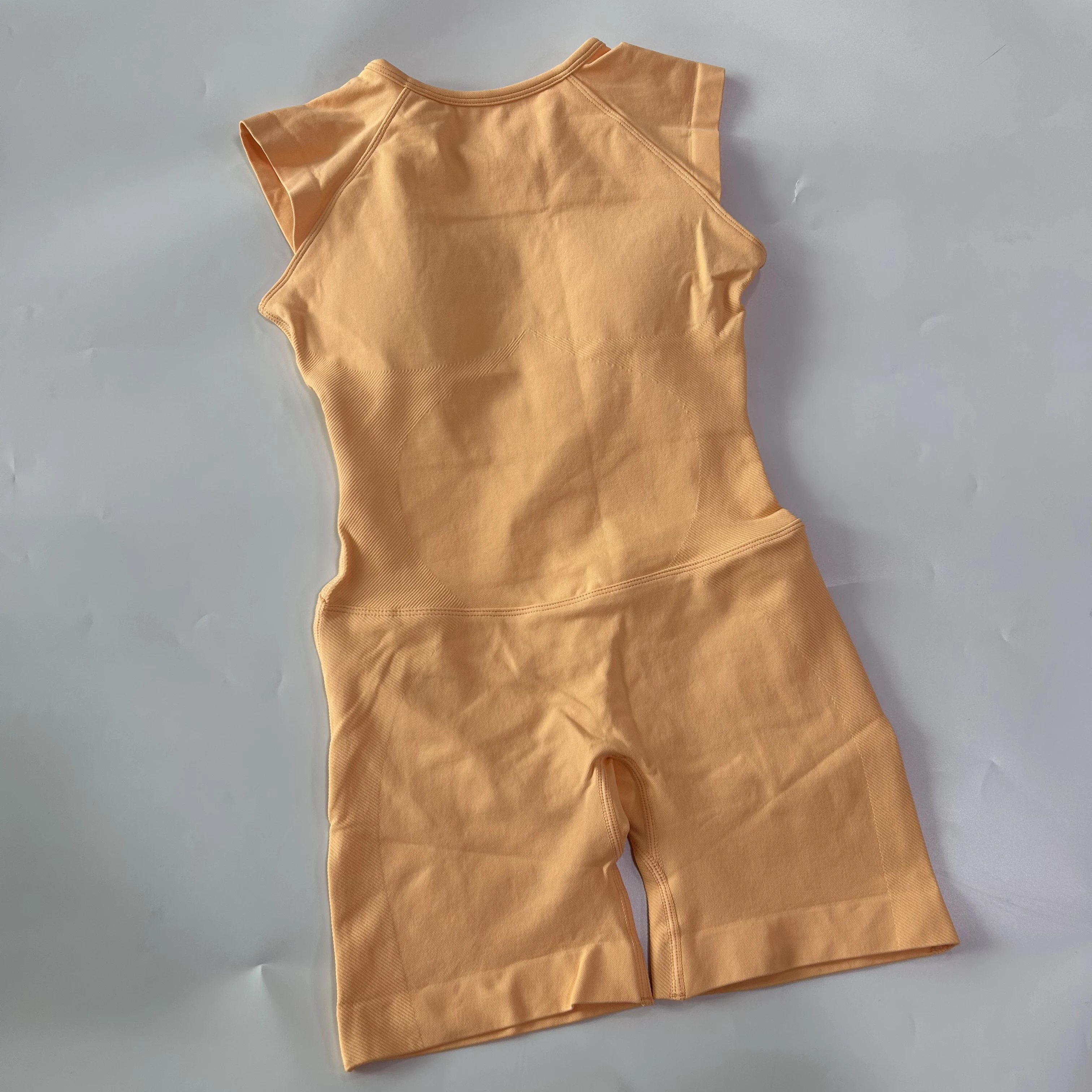 Pericic Kurzarm-Einteiler-Jumpsuit für Damen, Rückenfrei, Ausgeschnitten, Fitnesskleidung, Scrunch-Workout-Sportbekleidung, Yoga-Bodysuit-Set – Detail 14