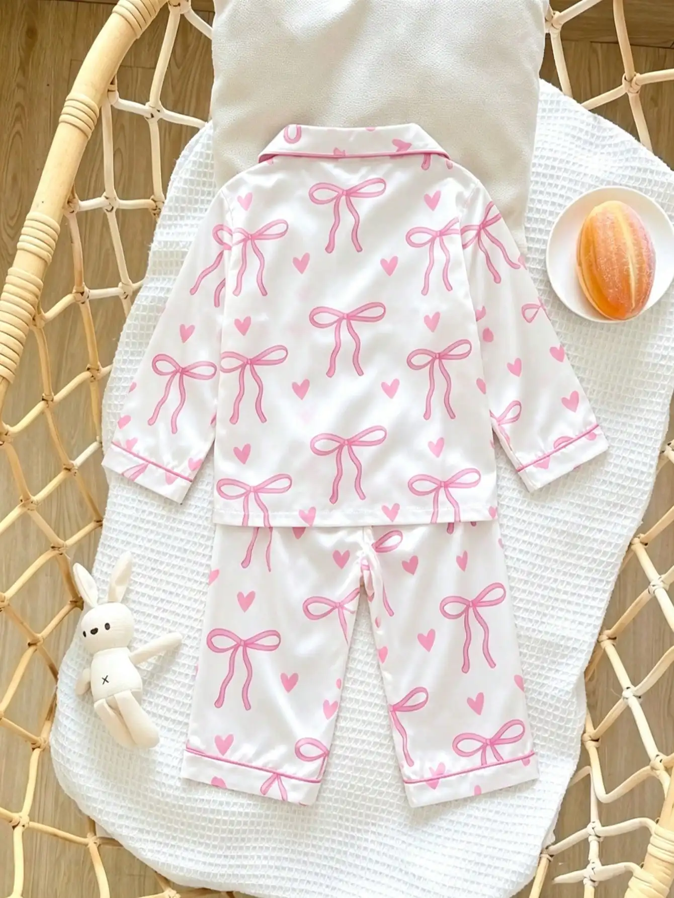 Baby's Autumn Clothing Set with Collar Pocket Button Bow Shirt Top And Elastic Waist Bow Print Wide Leg Pants for Children