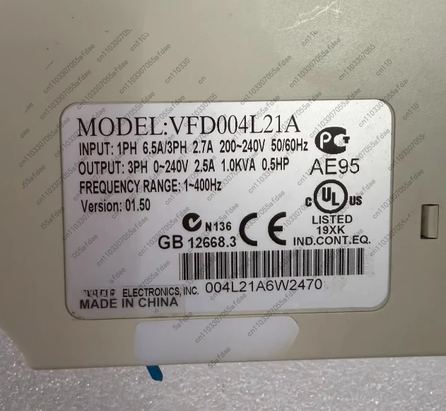 1pc Inverter VFD004L21A, 0.4KW, 220V single-phase input, tested OK