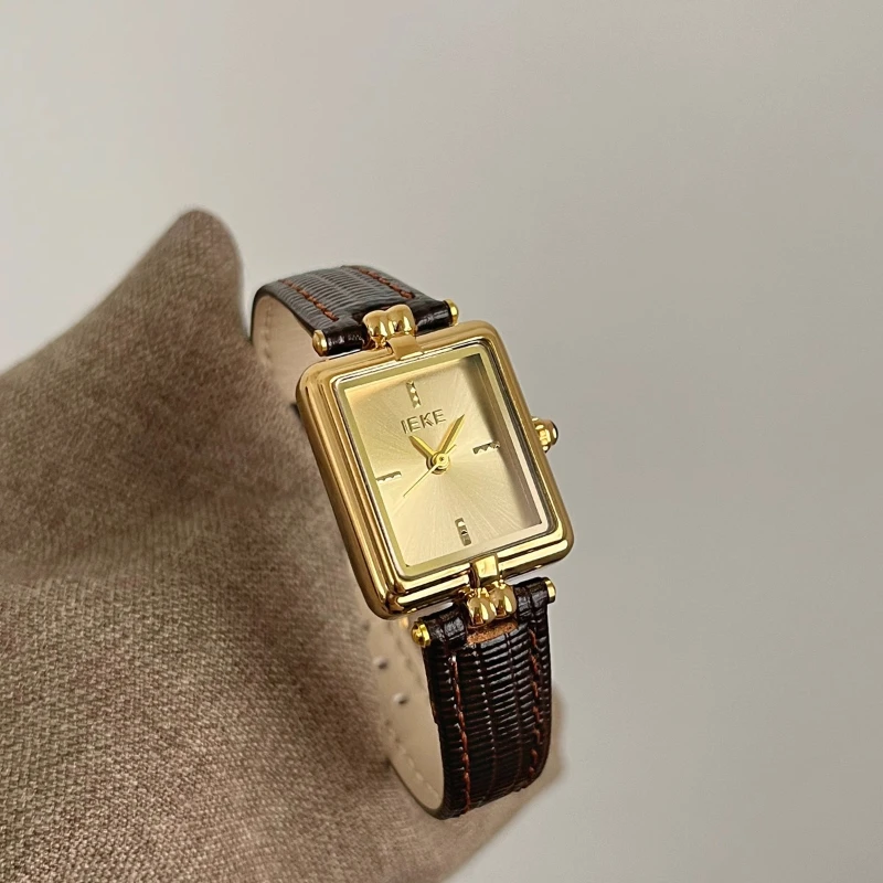 Classic Trend Ladies Watch Elegant Simple Retro 2025 Waterproof Quartz Watch Birthday Gift Student