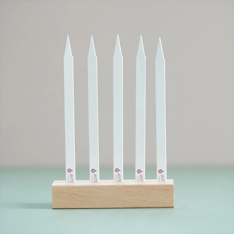 1 szt. Drewniany stojak na paski papieru do testowania olejków eterycznych, uchwyt na paski, klipsy do aromaterapii, dekoracja