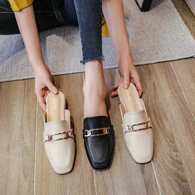 Female Shoes Low Slippers Casual Loafers Cover Toe Slides Mules For Women 2024 Rivet New Luxury Rubber Flat Bonded Leather Micro