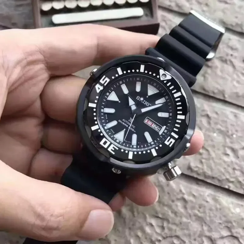 يمكن لـ SEIKO Seiko مشاهدة الرياضات اليابانية والغوص المضيئة الميكانيكية الأوتوماتيكية للرجال SRPA83J1