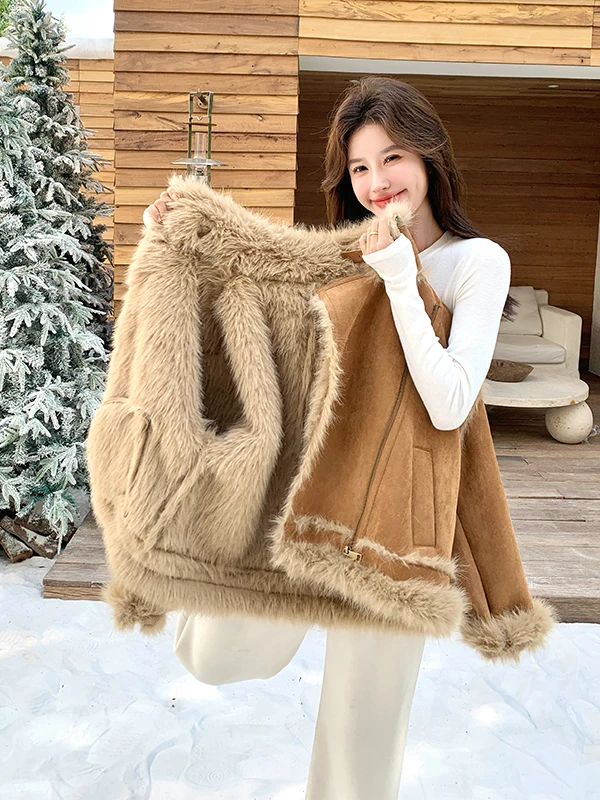 

Ladies Short Lamb Fur Jacket Thickened Warm Inner Fleece Leather And Fur Integrated Autumn Winter New Style Small Size Coat