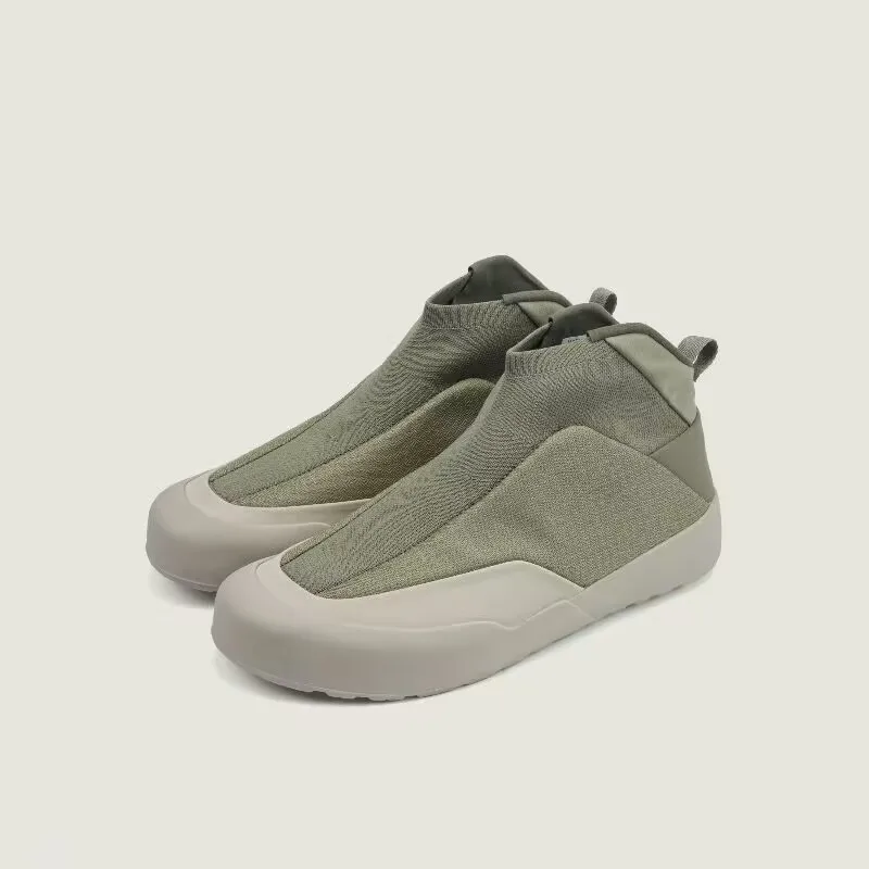 Popular Breathable High Top Men's Sports Shoe Comfortable and Non Slip Outdoor Men's Walking Shoe Lightweight Men's Sports Shoes