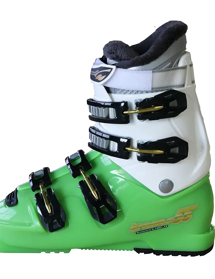 2021 Chinese good quantity three four buckles Alpine ski boots